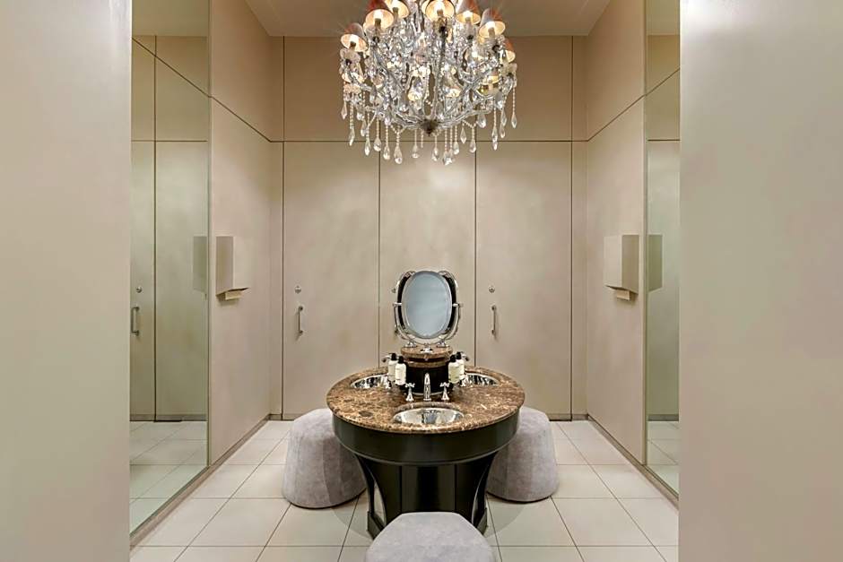 The College Hotel Amsterdam, Autograph Collection