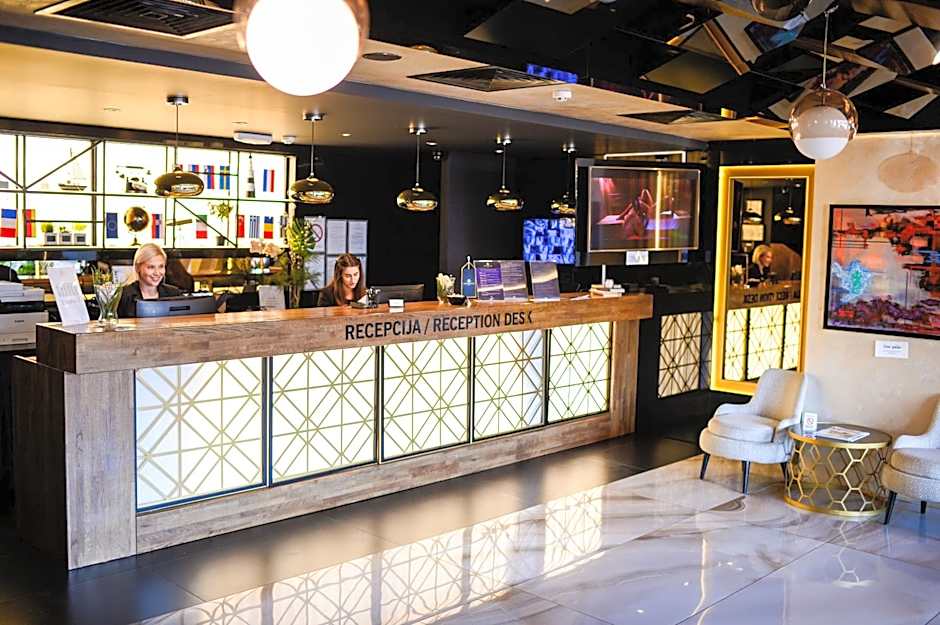 Amsterdam Hotel