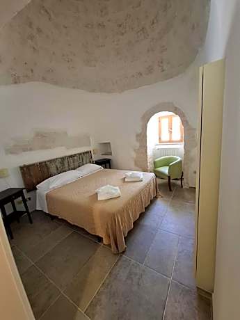 Two-Bedroom Trullo with Garden View