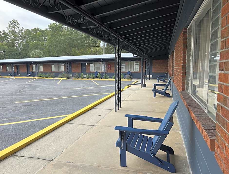 BlueGem Motel