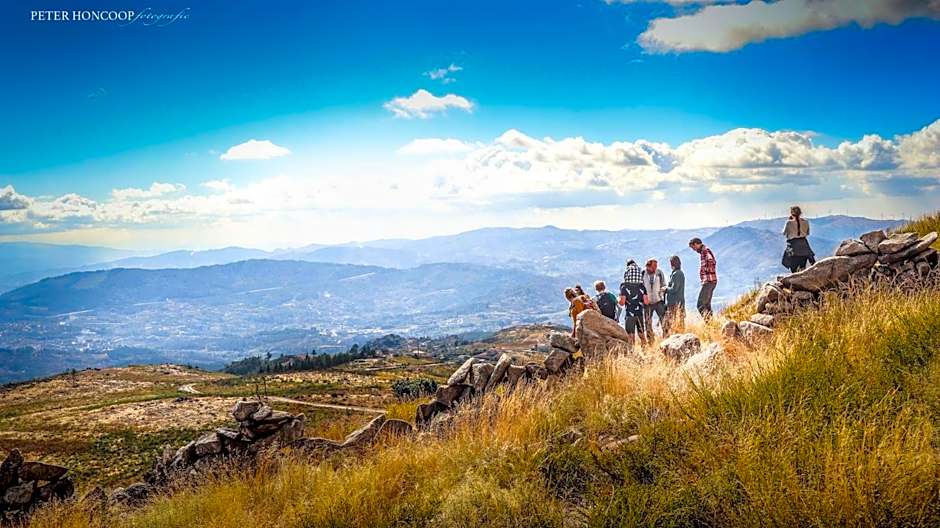 Mountain Log Cabin O Lobo