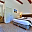 Logis Hôtel & Spa Déjeunez Sous L'Arbre
