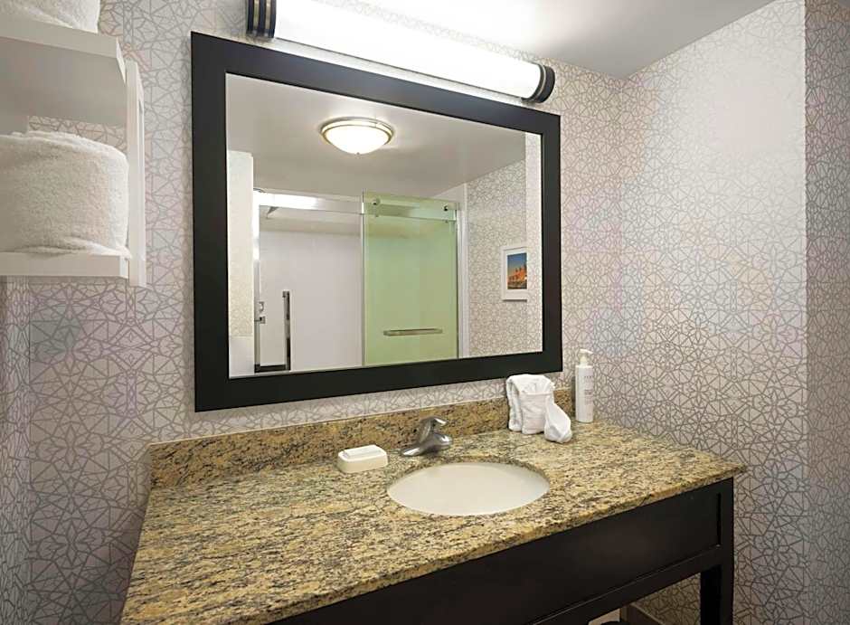 Hampton Inn By Hilton & Suites Arundel Mills/Baltimore, Md