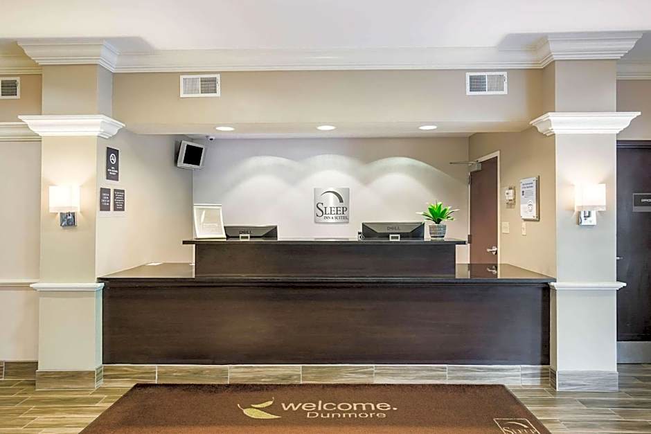 Sleep Inn & Suites Dunmore