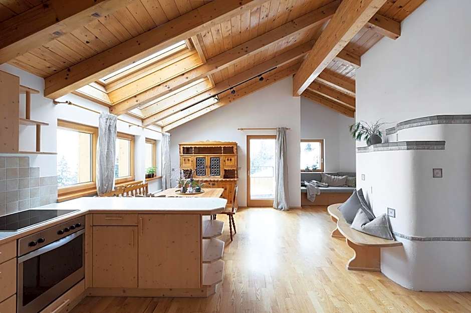 Holzhackerin - the charming Haus am Berg