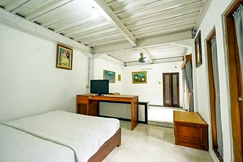 Ayu Homestay Nusa Dua Near ITDC RedPartner