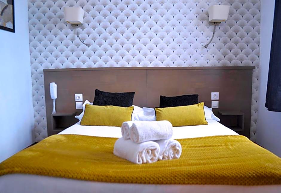 Brit Hotel Le Surcouf
