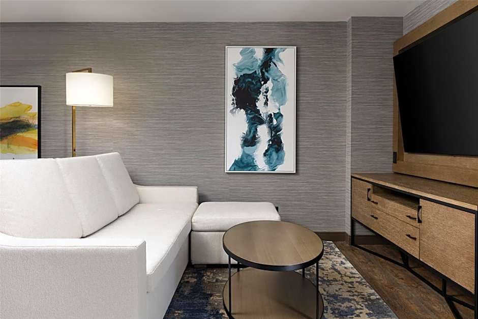 DoubleTree by Hilton West Kelowna