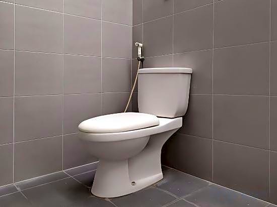 OYO 3722 Hotel Mutiara