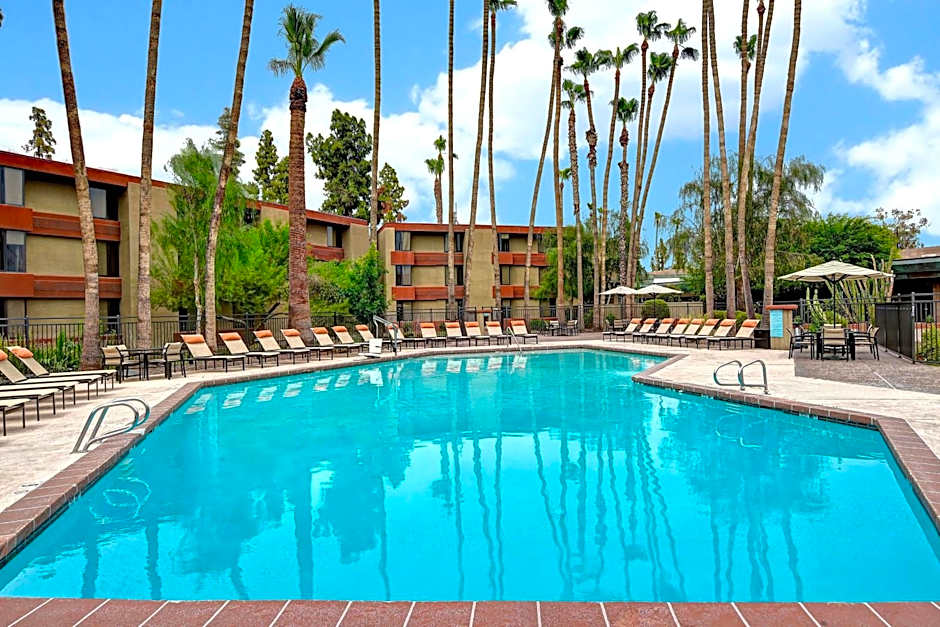 DoubleTree By Hilton Phoenix- Tempe