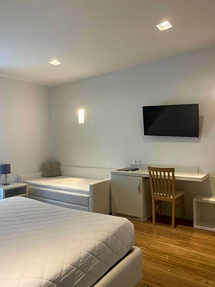Hotel Columbia & Ninfea