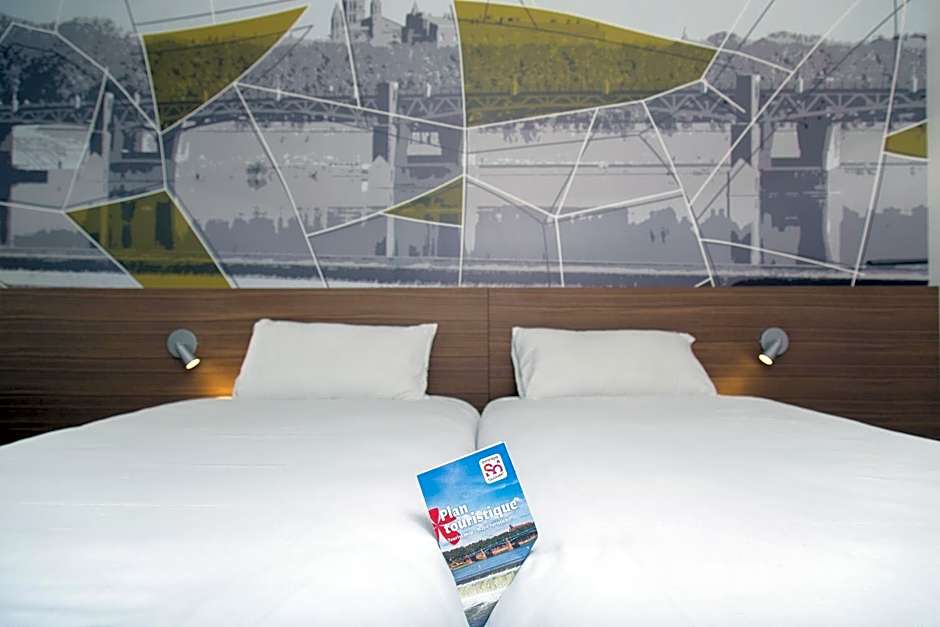 Brit Hotel Toulouse Colomiers  LEsplanade