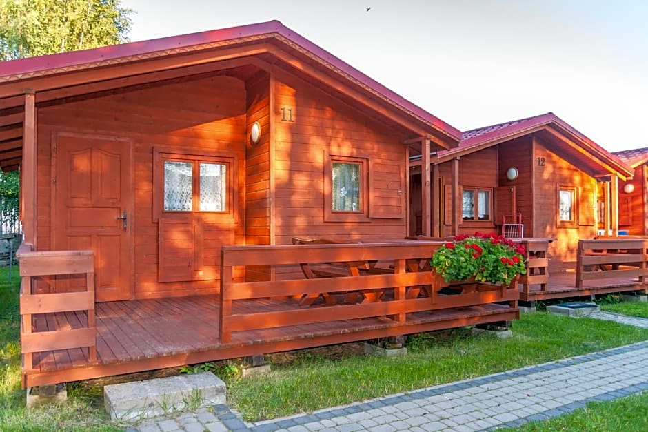 Domki Słoneczko z dostępem do jacuzzi sauny i rowerów