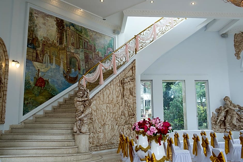 Grand Paradise Hotel Lembang