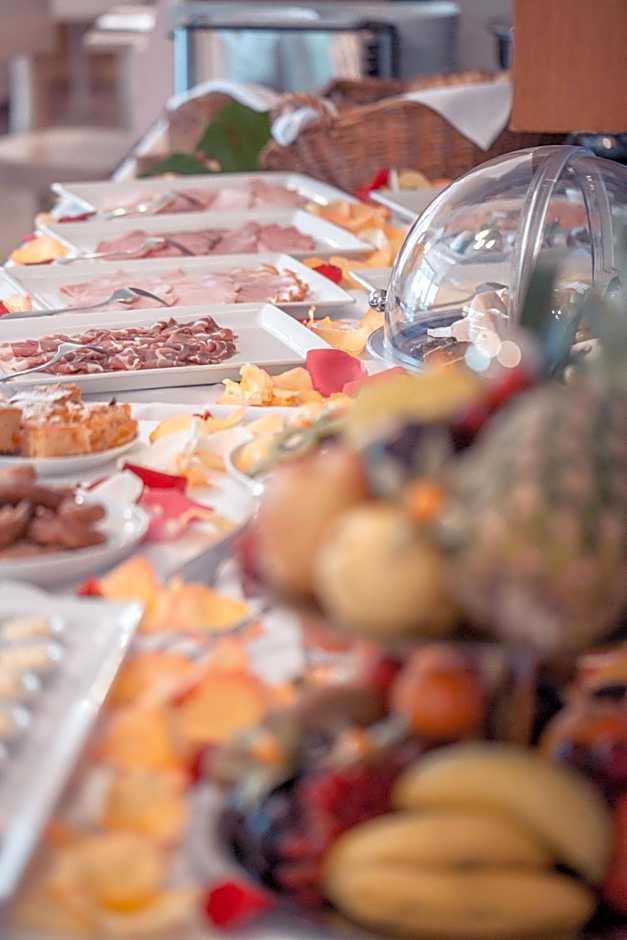 Hotel Bleibtreu Berlin by Golden Tulip