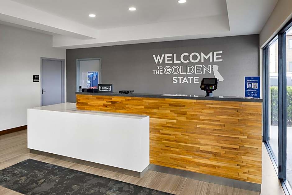 Hampton Inn by Hilton Cardiff Beach Encinitas, CA