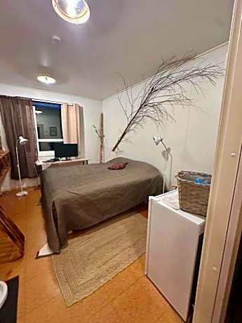 Twin Room with Shared Bathroom