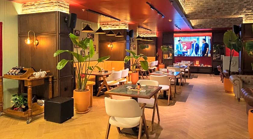 Best Western Plus Khan Hotel