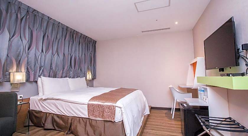 Travel Art Inn