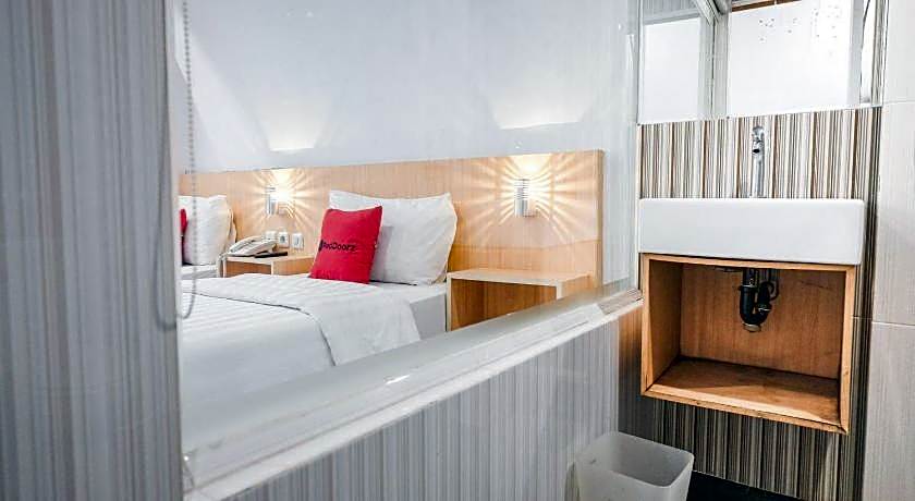 T-One Hotel