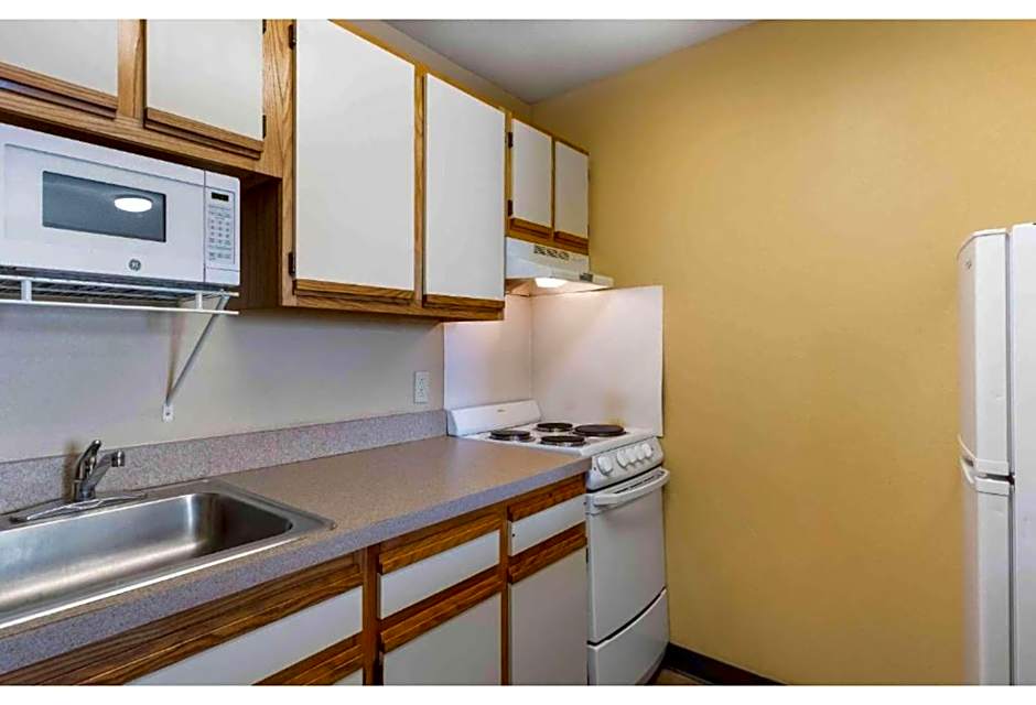 Studio 6 Huntsville, AL - US Space & Rocket Center