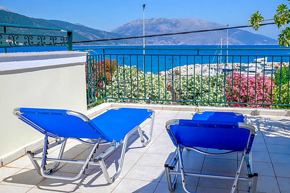 Filalithis Studios & Apartments