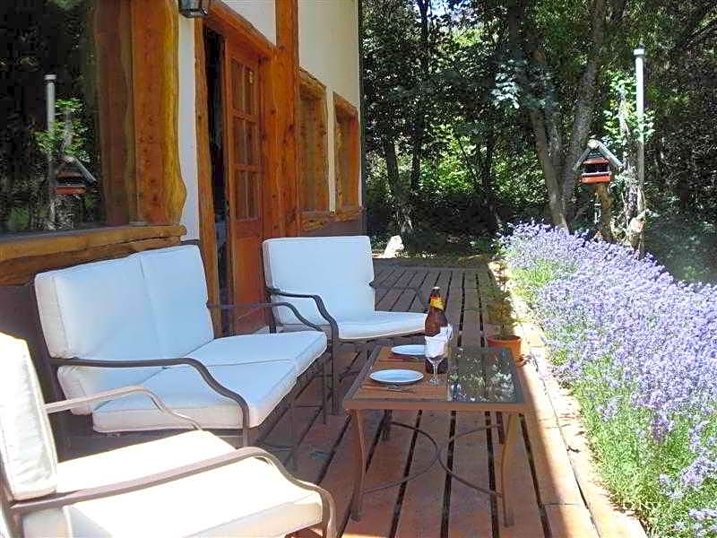 Lago Gutierrez Lodge