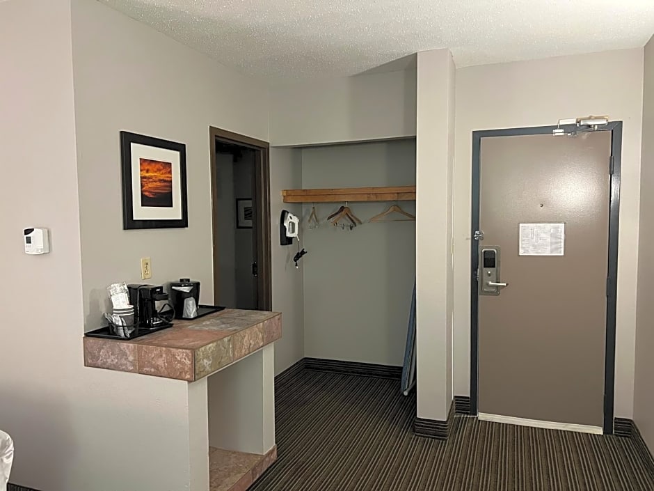 Country Inn & Suites by Radisson, Battle Creek, MI