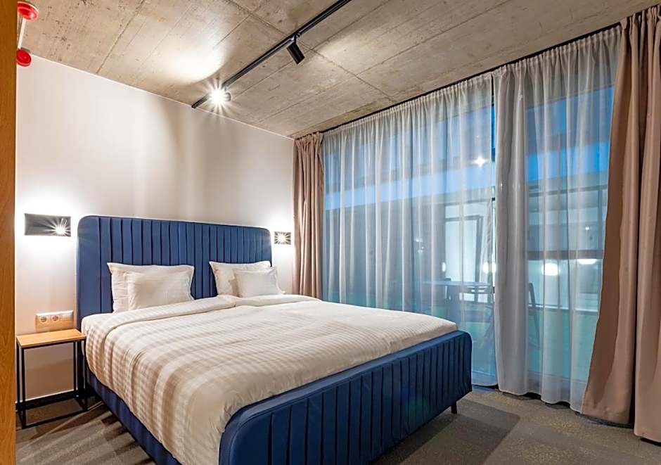 Noir Hotel