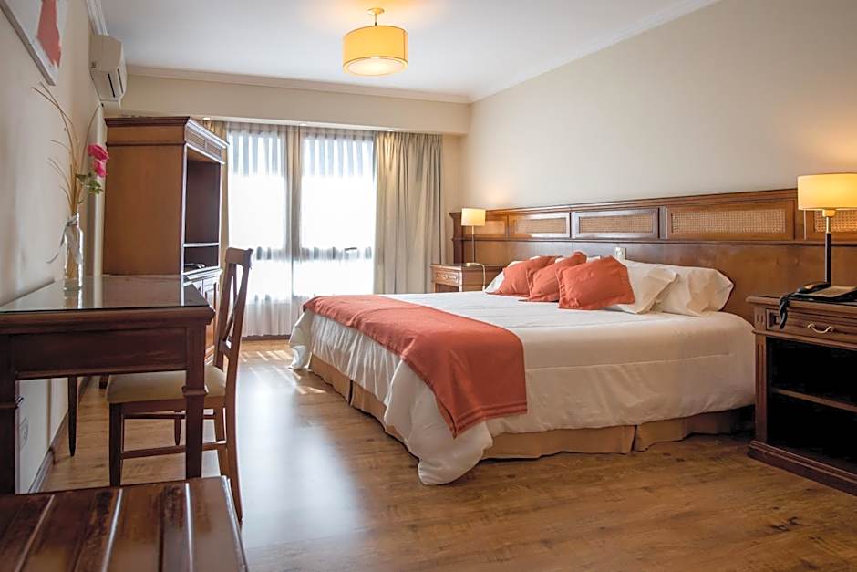 Ayres De Salta Hotel