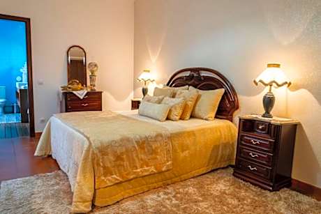 Deluxe Double Room with Bath