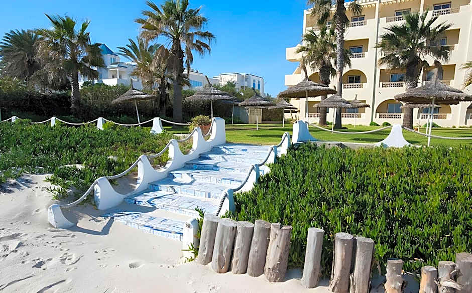 Sol Palmeras Beach - Family Hotel