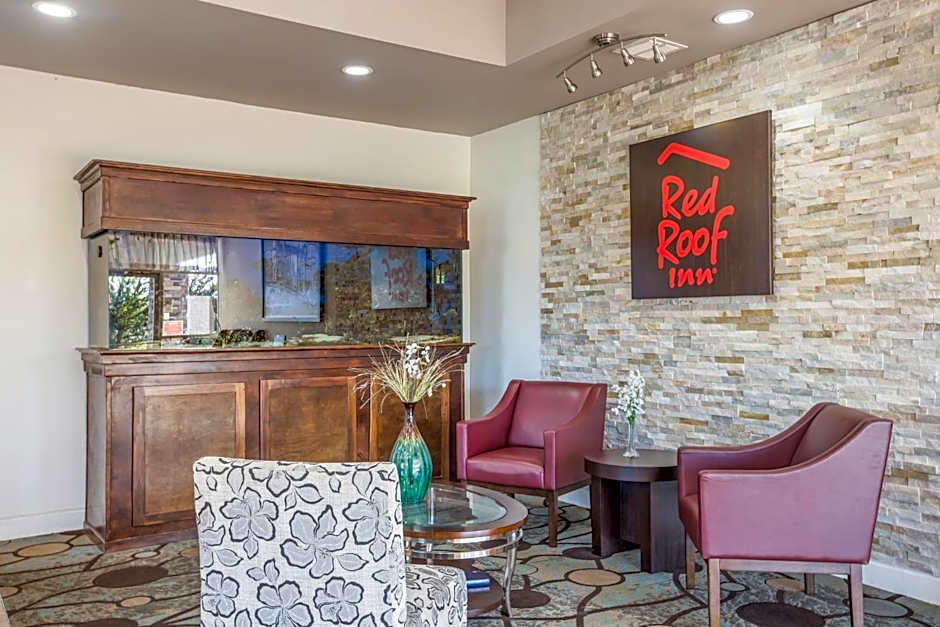 Red Roof Inn Savannah - Richmond Hill / I-95