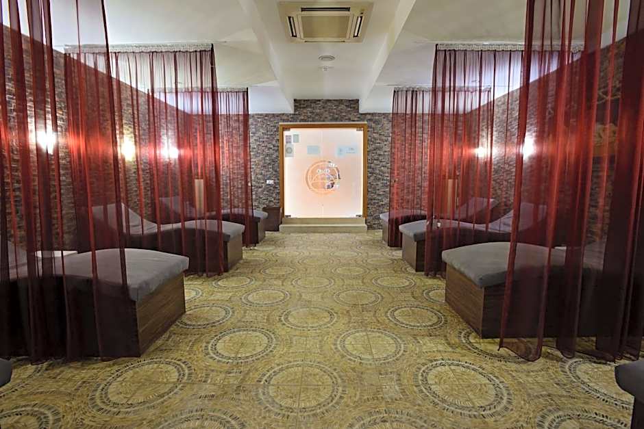 Hotel Izgrev Spa & Aquapark