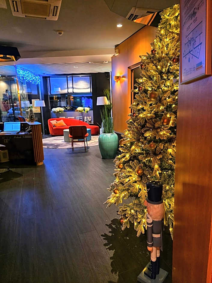 Hotel Montparnasse Saint Germain