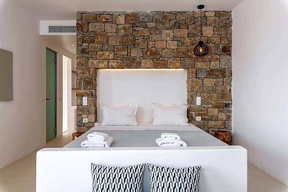 Trinity Mykonos - Beachfront Villa