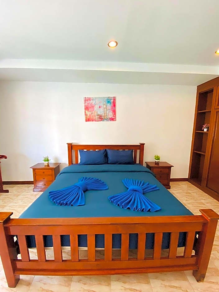 BT hotel Kata Beach