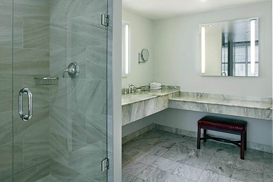 Sheraton Parkway Toronto North Hotel & Suites