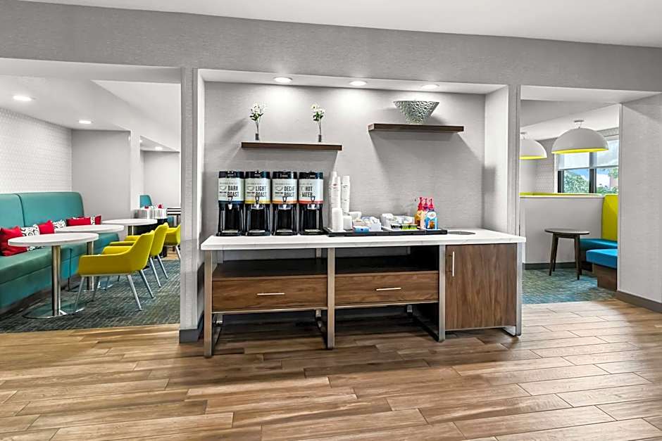 Hampton Inn by Hilton Dayton South