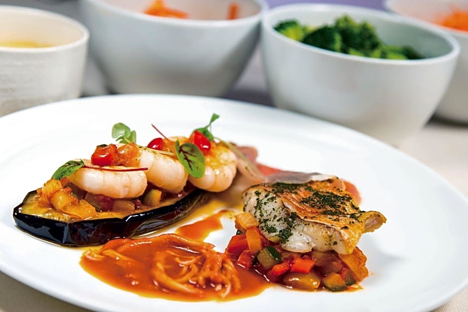 Holiday Inn & Suites Shin Osaka By IHG