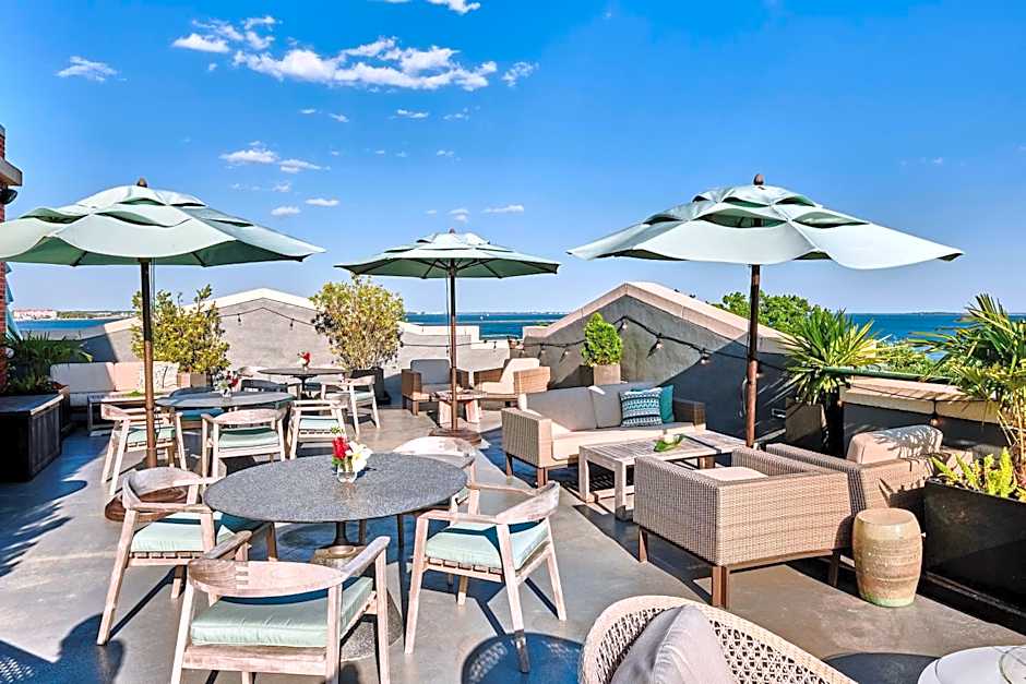 Harbourview Inn