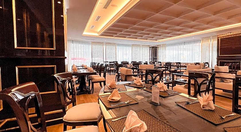 Puteri Wing - Riverside Majestic Hotel