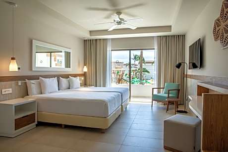 2 BEDROOM SUITE