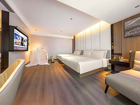 Atour Hotel Meizhou City Center Boli Plaza