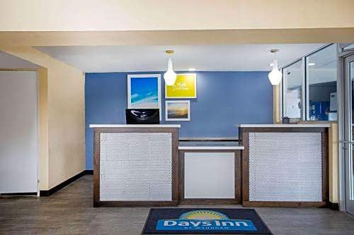 Days Inn by Wyndham Apopka/Orlando