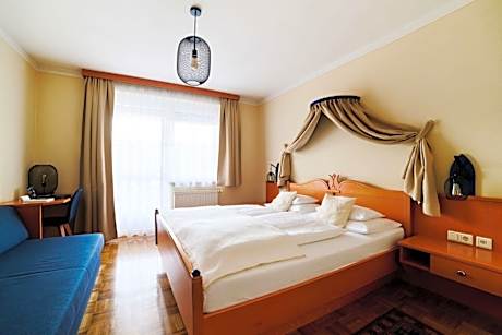 Triple Room with Balcony