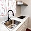 Royal Gateway Motel by OYO