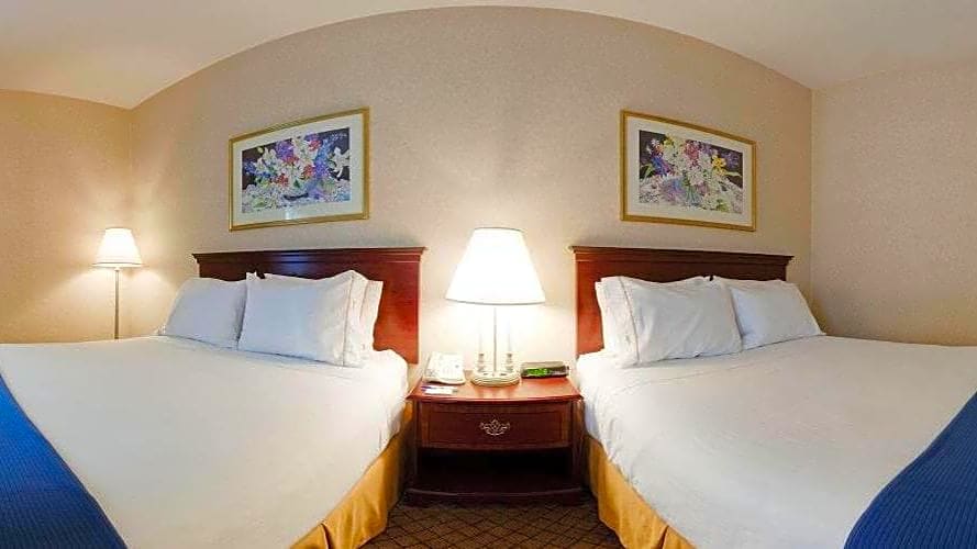 Wingate by Wyndham Roseville/Detroit