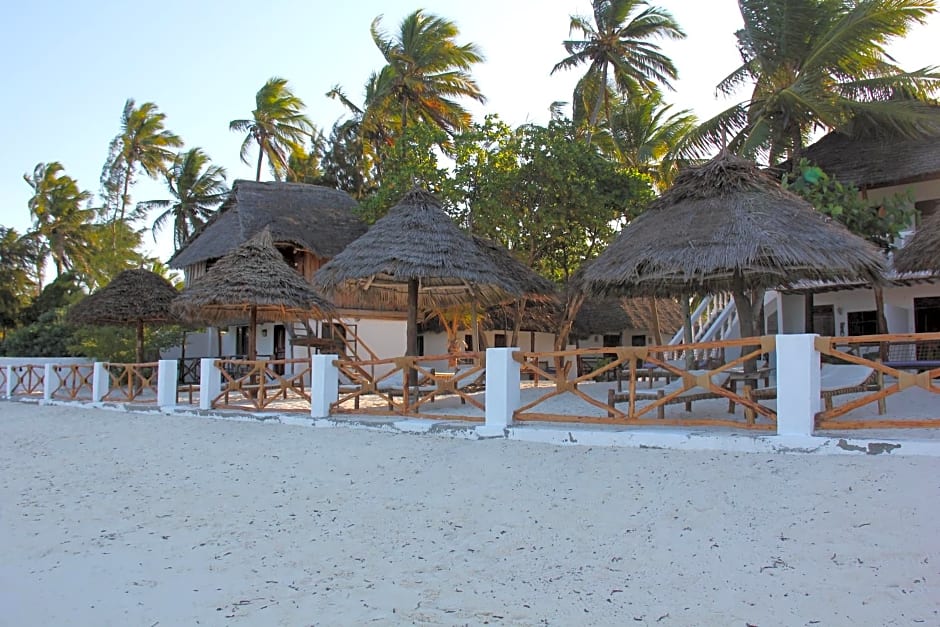 Makuti Beach Bungalows