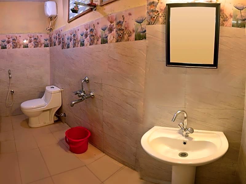 Rajalakshmi Guest House